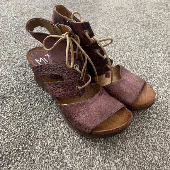 Miz Mooz Sierra Wedge in Plum - Picture 2 of 9